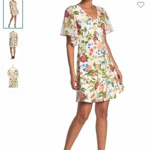 NWT Tash & Sophie Floral Flutter Sleeve Dress
